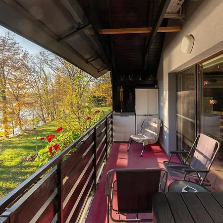 Apartment Oddih Ob Krki *