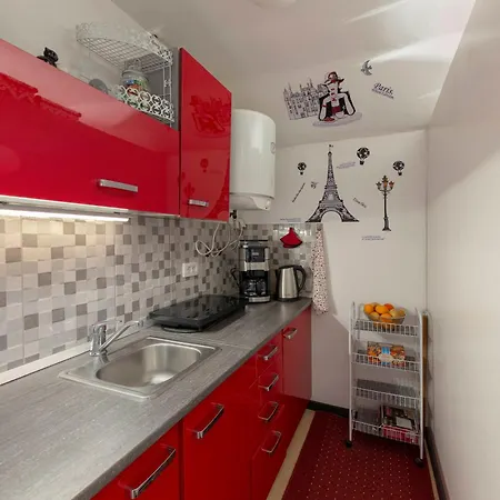 Oddih Ob Krki * Škocjan